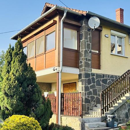 Panorama Apartmanhaz Sárvár Zewnętrze zdjęcie